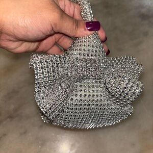 Elegant Silver Rhinestone Clutch